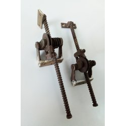 Antikke vindue bner / udskyder i bronze 