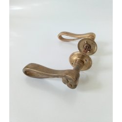 Gammel udendrs drgreb i messing 