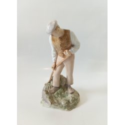 Axel Locher for B &amp; G Copenhagen No. 2043. figur