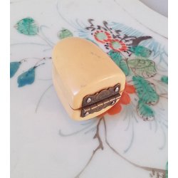 Victoriansk fingerbl udskret i ben " elfenben "