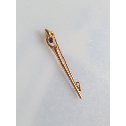 Art Deco broche i 14 kr guld prydet med safir 