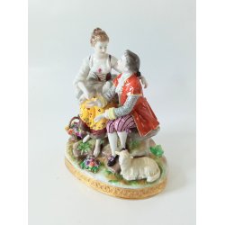 Wien, strig porceln figur 