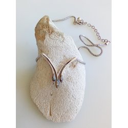 Retro halskde i sterlingslv prydet med keshi perler