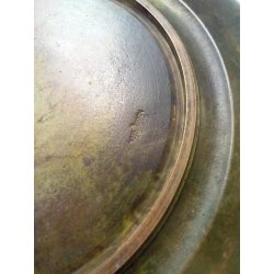 Tura Bronce Ildfast, Mnsterbesk bronze fad