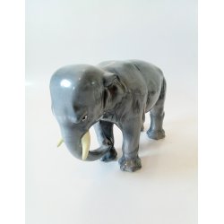 Retro elegant i porceln 