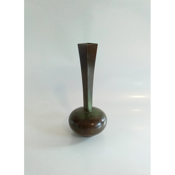Art Deco GAB No.67 bronze vase 