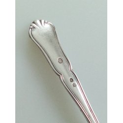 " Annemarie " kagegaffel i tret�rnet s�lv,