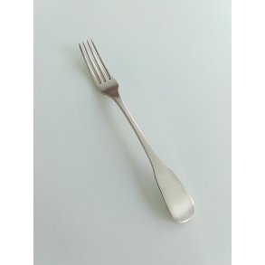 Antik middagsgaffel i tret�rnet s�lv