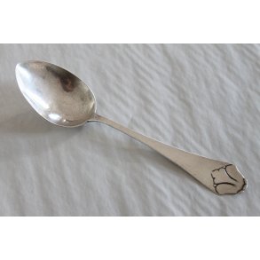 Cort Hannibal middagsske i slv