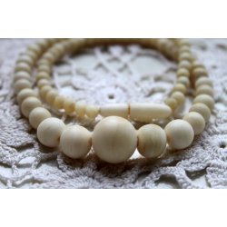 Vintage halsk�de i ben