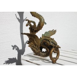 Kinesisk drage i messing