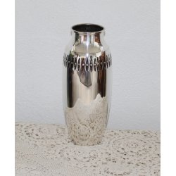 M &amp; TB s�lvplet vase