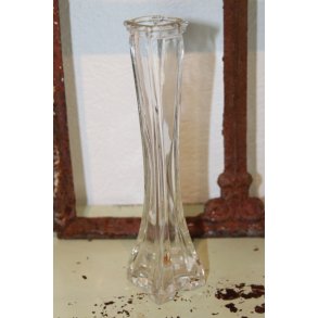 Eiffel vase