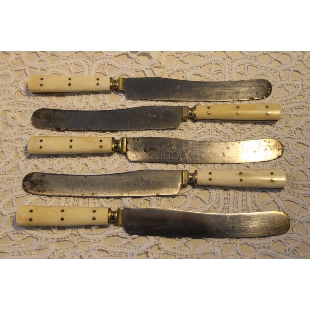 Pyramid Cutlery &amp; Co kniver med benslaft