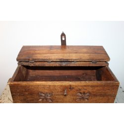 Stor udskret trskrin