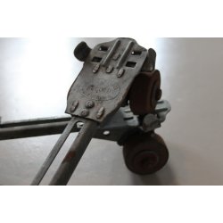 Girtz &amp; Mandel rulleskjter