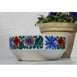 Vera porcel�n sk�l