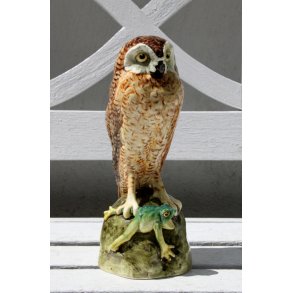 Art Nouveau Royal Dux majolica figur